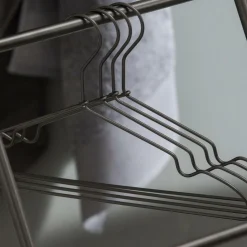 INFINITY BLACK Cintres Set De 4 Noir^CASA